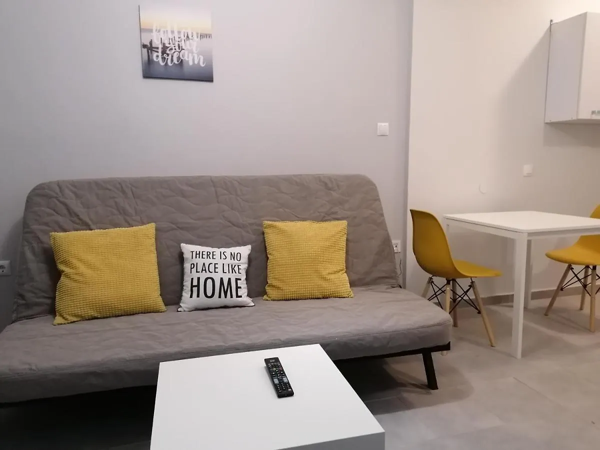 Central City Kristalli Studio Thessaloníki 0*,  Grekland