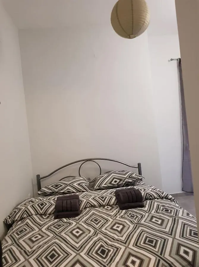 Central City Kristalli Studio Thessaloniki Greece